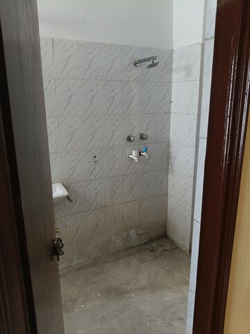 Bathroom in 3 BHK Builder Floor at Raglan Gulmohar Trends, Dhakoli – for Rent