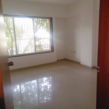 Room in 2 BHK Apartment at Blue 27th Avenue, Bavdhan – for Rent
