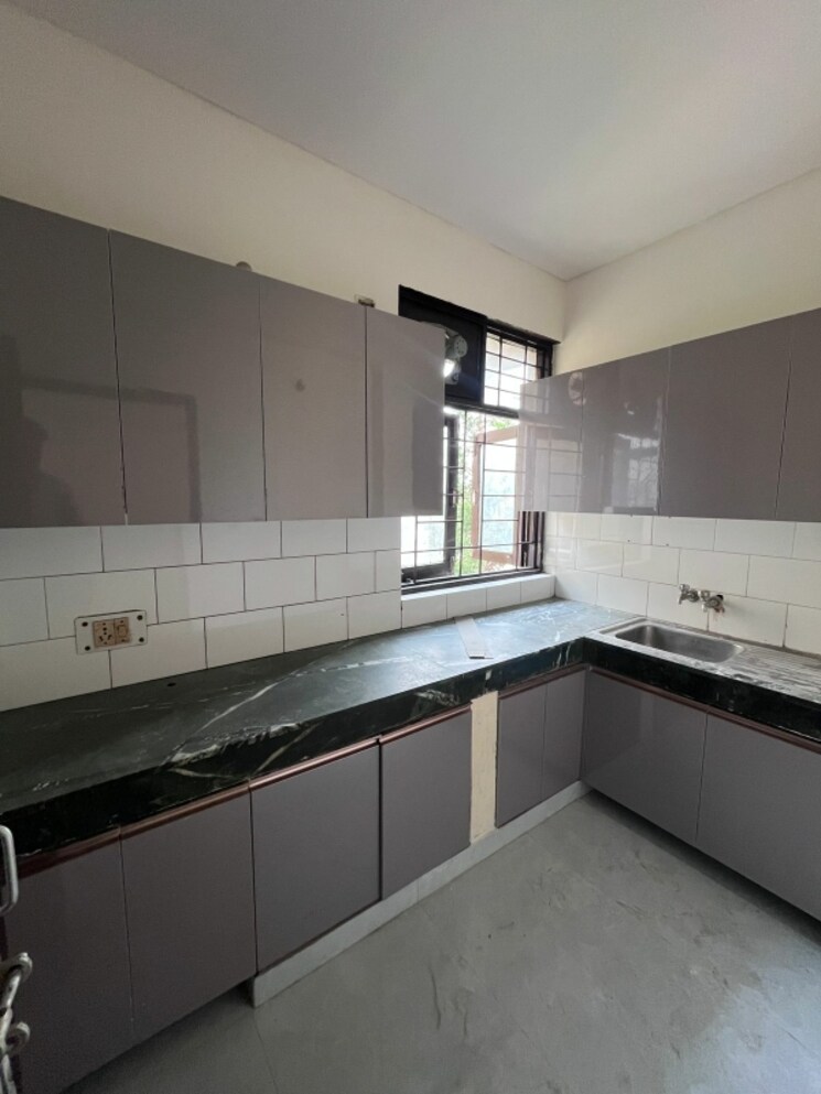 Kitchen, sector 14 4 Bedroom 3150 Sq.Ft. Independent House In Sector 14 Faridabad 8917650