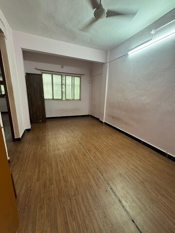 Room in 3 BHK Apartment at Lohia Unicus C Wing, Bavdhan – for Rent