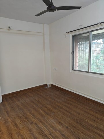 Room in 2 BHK Apartment at Safal Complex, Nerul – for Rent