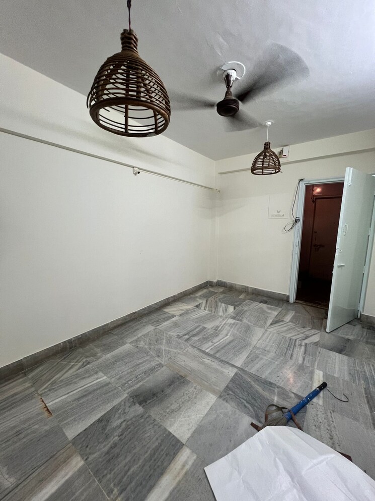 Bathroom, koregaon park 1 Bedroom 550 Sq.Ft. Apartment In Koregaon Park Pune 8917660