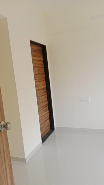 Furnished Amenities in 2 BHK Apartment at K M Horizon Palms, Owale – for Rent