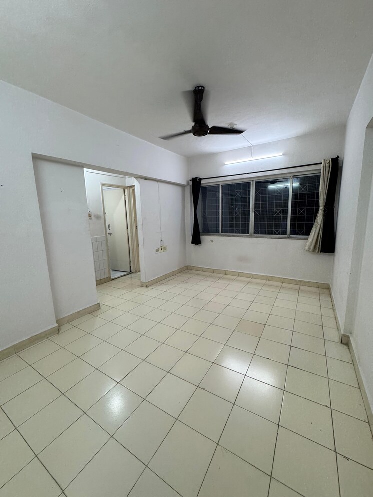 Bathroom, ramesh-hermes-heritage-phase-2 1 Bedroom 600 Sq.Ft. Apartment In Shastrinagar Pune 8917666