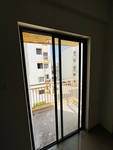 Room in 2 BHK Apartment at Peninsula Address One, Gahunje – for Rent