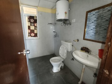 Bathroom in 2 BHK Apartment at Signature Global The Roselia, Sector 95a – for Rent