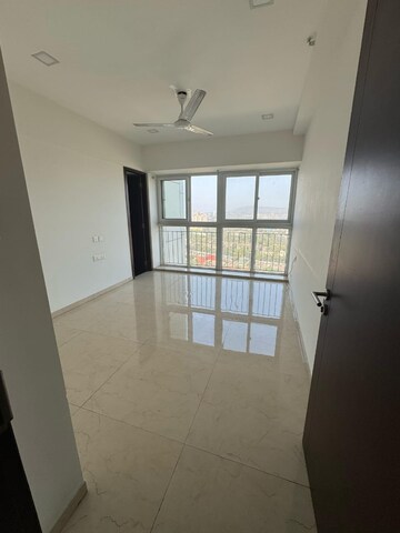 Room in 3 BHK Apartment at Ruparel Ariana, Parel – for Rent