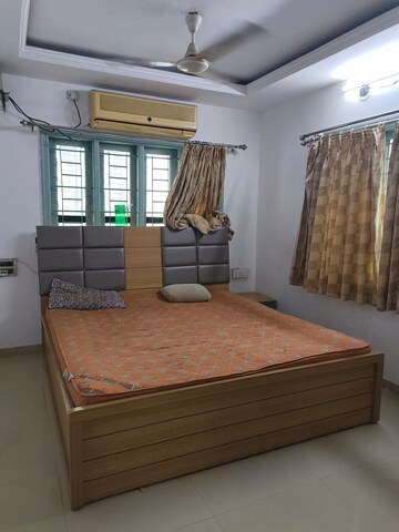 Bedroom in 4 BHK Independent House at Shukan Bunglows, Choryasi – for Rent