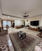 4 BHK 3750 Sq.Ft. Apartment in Ekta California