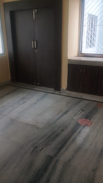 Room in 3 BHK Apartment at Doranda – for Rent