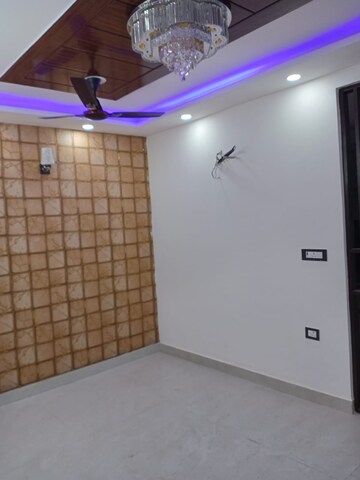 Room in 3 BHK Builder Floor at Govindpuri – for Sale