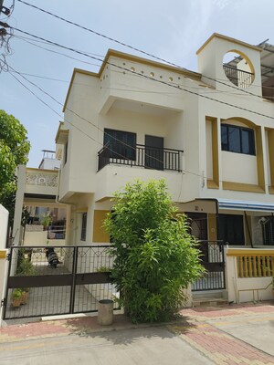 3.5 BHK Villa For Sale in Adajan