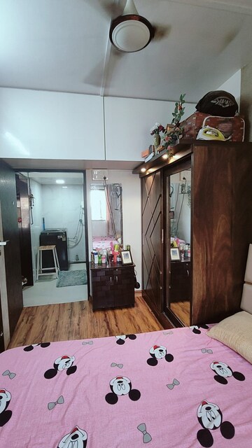 Furnished Amenities in 1 BHK Apartment at Nagari Niwara CHS, Goregaon East – for Sale