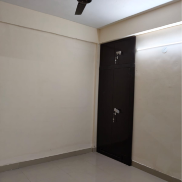 Room in 3 BHK Apartment at Adore Samriddhi, Sector 89 – for Rent