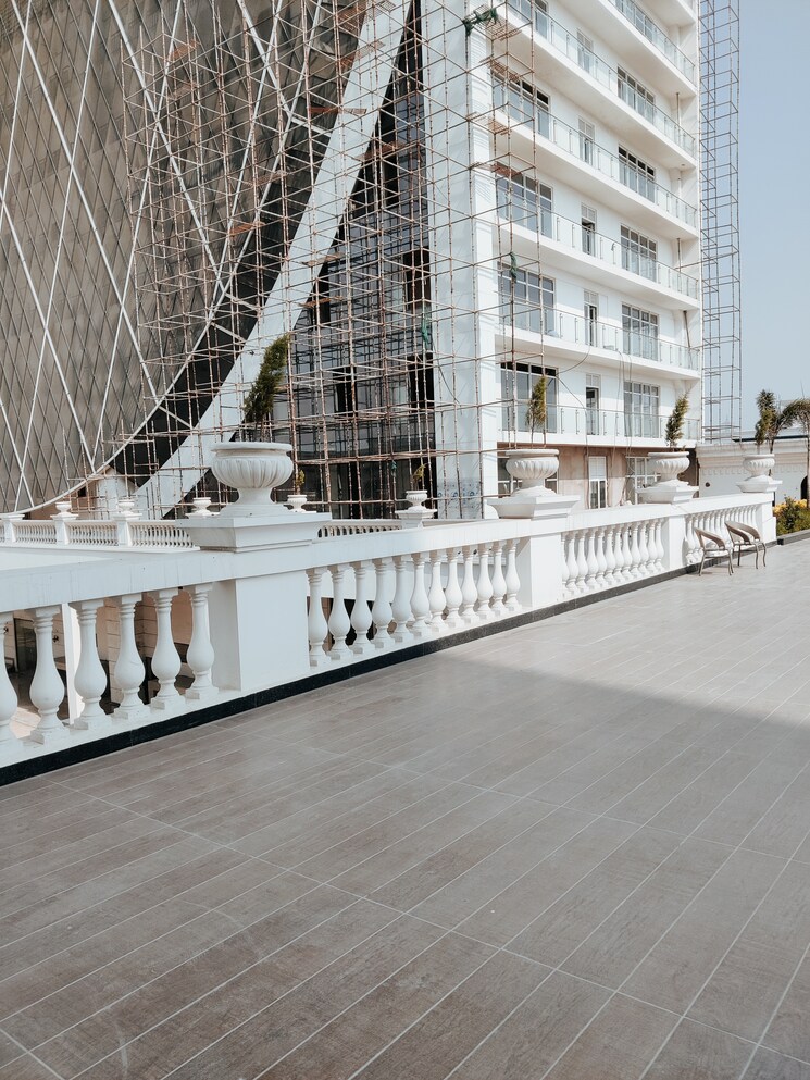 Balcony, omaxe-royal-residency-faridabad 3 Bedroom 1925 Sq.Ft. Apartment In Sector 79 Faridabad 8917873