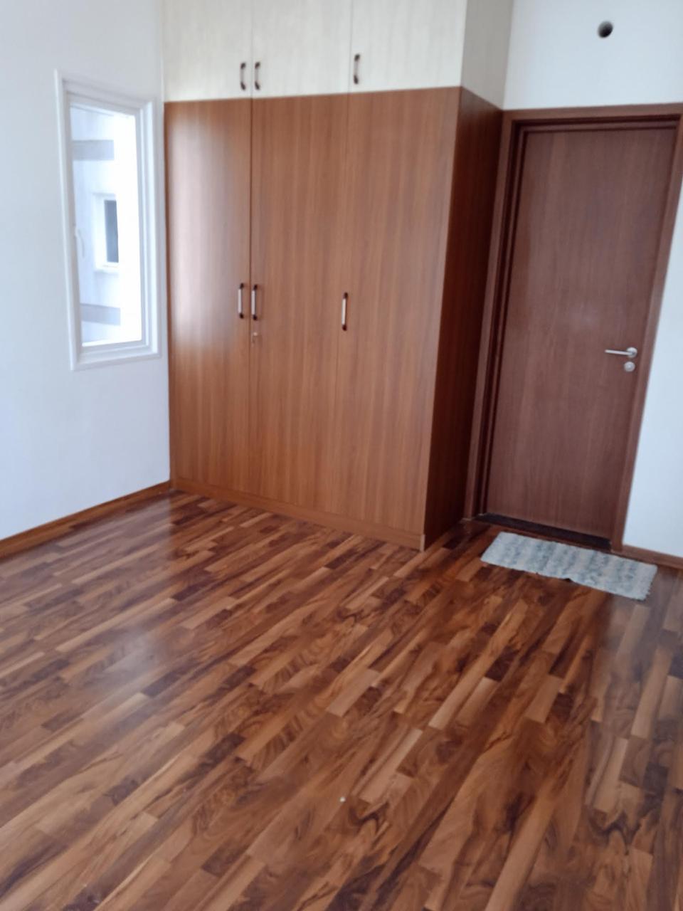 2.5 BHK Apartment For Rent in L&T Raintree Boulevard