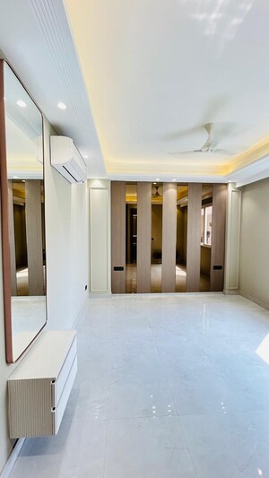 Building Lobby in 4 BHK Builder Floor at Ansal Sushant Residency, Sushant Lok Iii – for Sale