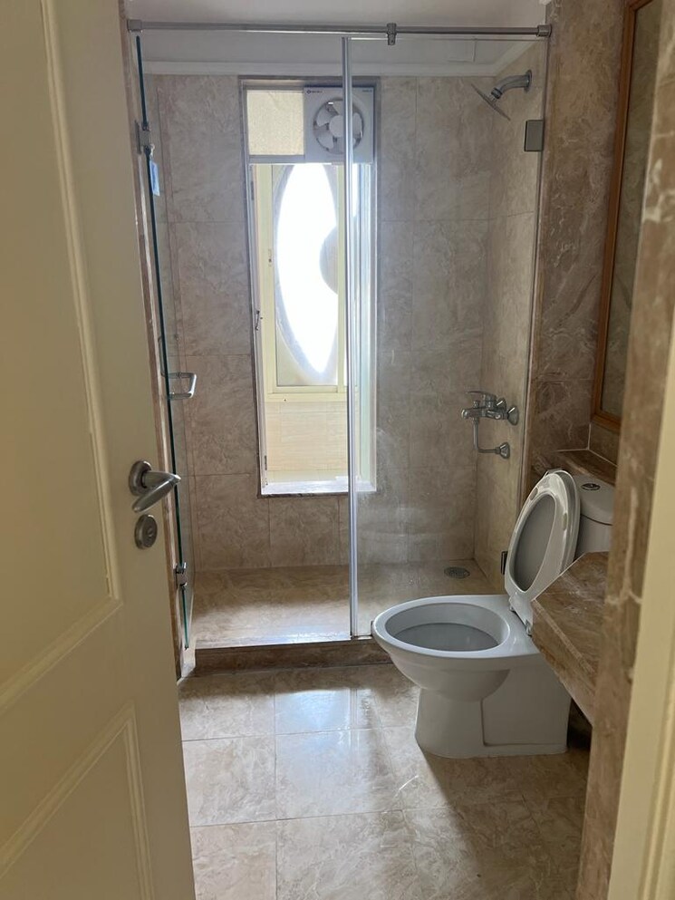 Bathroom, hiranandani-heritage-tower 3 Bedroom 1865 Sq.Ft. Apartment In Powai Mumbai 8917860