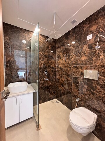 Bathroom in 3 BHK Builder Floor at BP Homes, Sector 85 – for Sale
