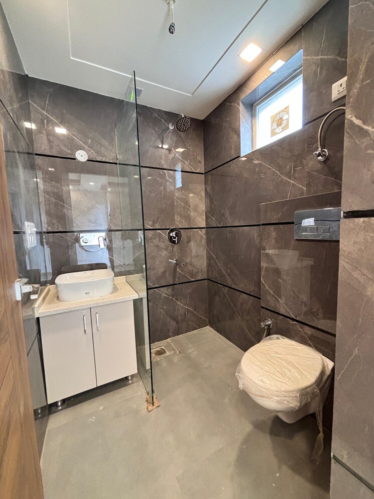 Bathroom, bp-homes 3 Bedroom 145 Sq.Yd. Builder Floor In Sector 85 Faridabad 8917896