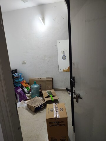 Room in 3 BHK Independent House at Hrbr Layout – for Rent