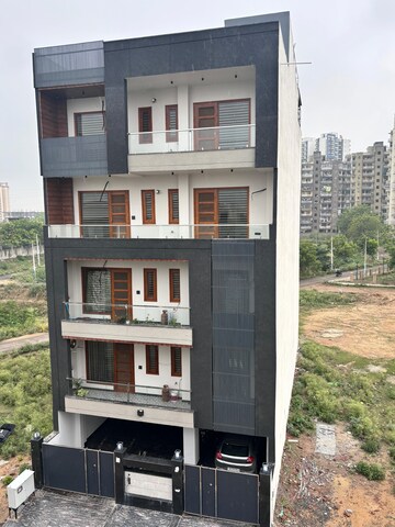 4 BHK Builder Floor – Exterior View View at Sector 76 - for Sale