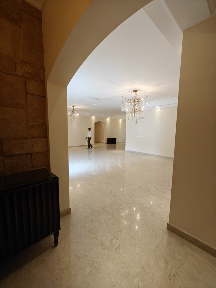 Room, amyand-regency 4 Bedroom 4509 Sq.Ft. Apartment In Shivaji Nagar Bangalore 8917951