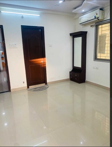 Room in 2 BHK Apartment at Essen Elegance, Nallagandla – for Rent
