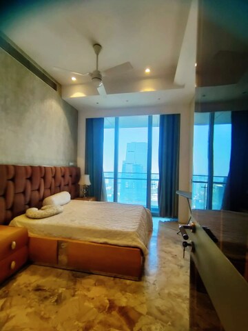 Bedroom in 6 BHK Apartment at Oberoi Exquisite Goregaon, Goregaon East – for Sale