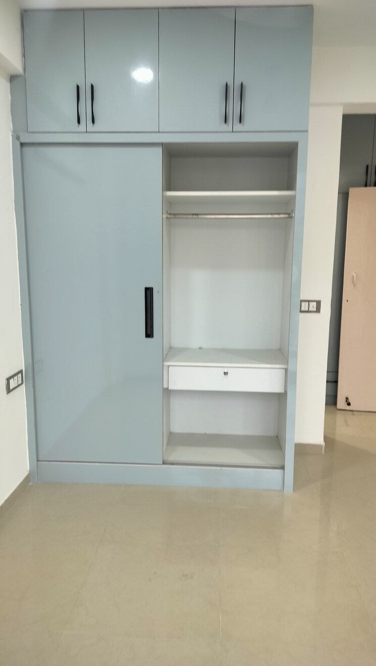 Bathroom, rof-aalayas 3 Bedroom 645 Sq.Ft. Apartment In Sector 102 Gurgaon 8918051