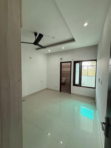 Room in 3 BHK Apartment at Dhakoli – for Sale