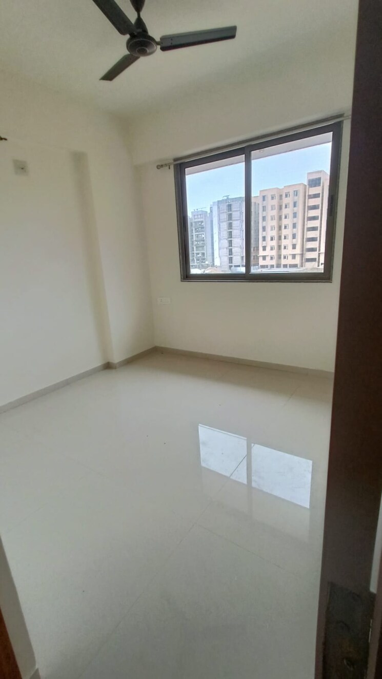 Room, shilaj 3 Bedroom 1760 Sq.Ft. Apartment In Shilaj Ahmedabad 8918071