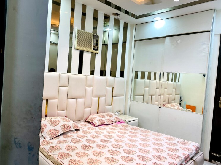 Bedroom, rohini sector 9 3 Bedroom 1350 Sq.Ft. Apartment In Rohini Sector 9 Delhi 8918067