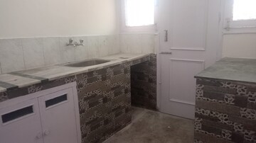 Kitchen in 2 BHK Builder Floor at Sector 37 – for Rent