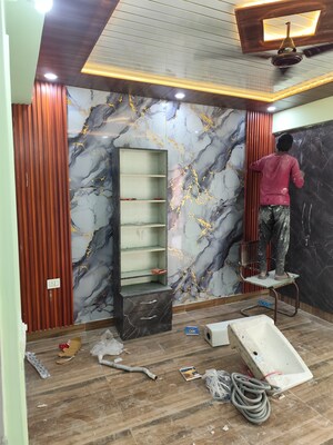 Room in 3 BHK Apartment at Migsun Roof, Raj Nagar Extension – for Sale