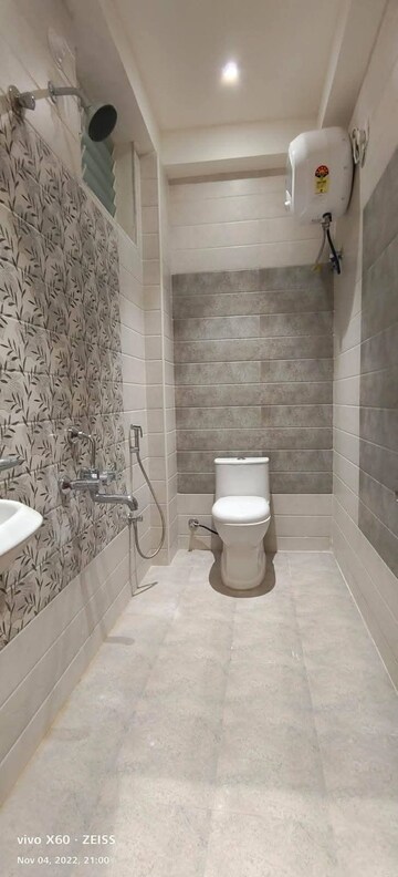 Master Bedroom in Studio Apartment at Somajiguda – for Rent