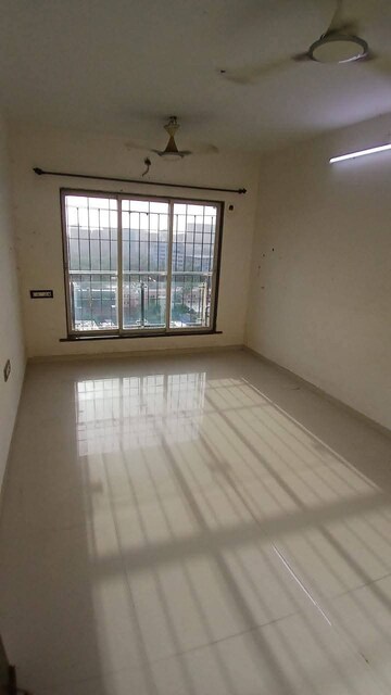 Room in 3 BHK Apartment at Azad Nagar – for Rent