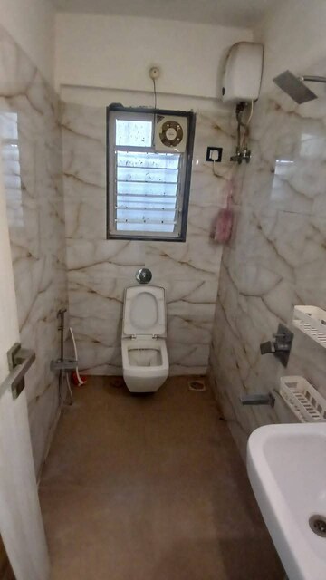 Bathroom in 3 BHK Apartment at Azad Nagar – for Rent