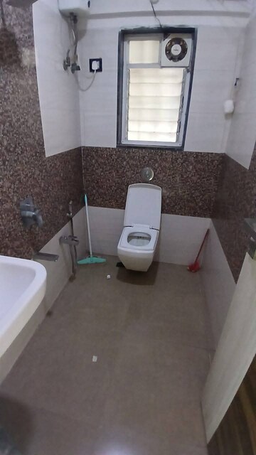 Bathroom in 3 BHK Apartment at Azad Nagar – for Rent