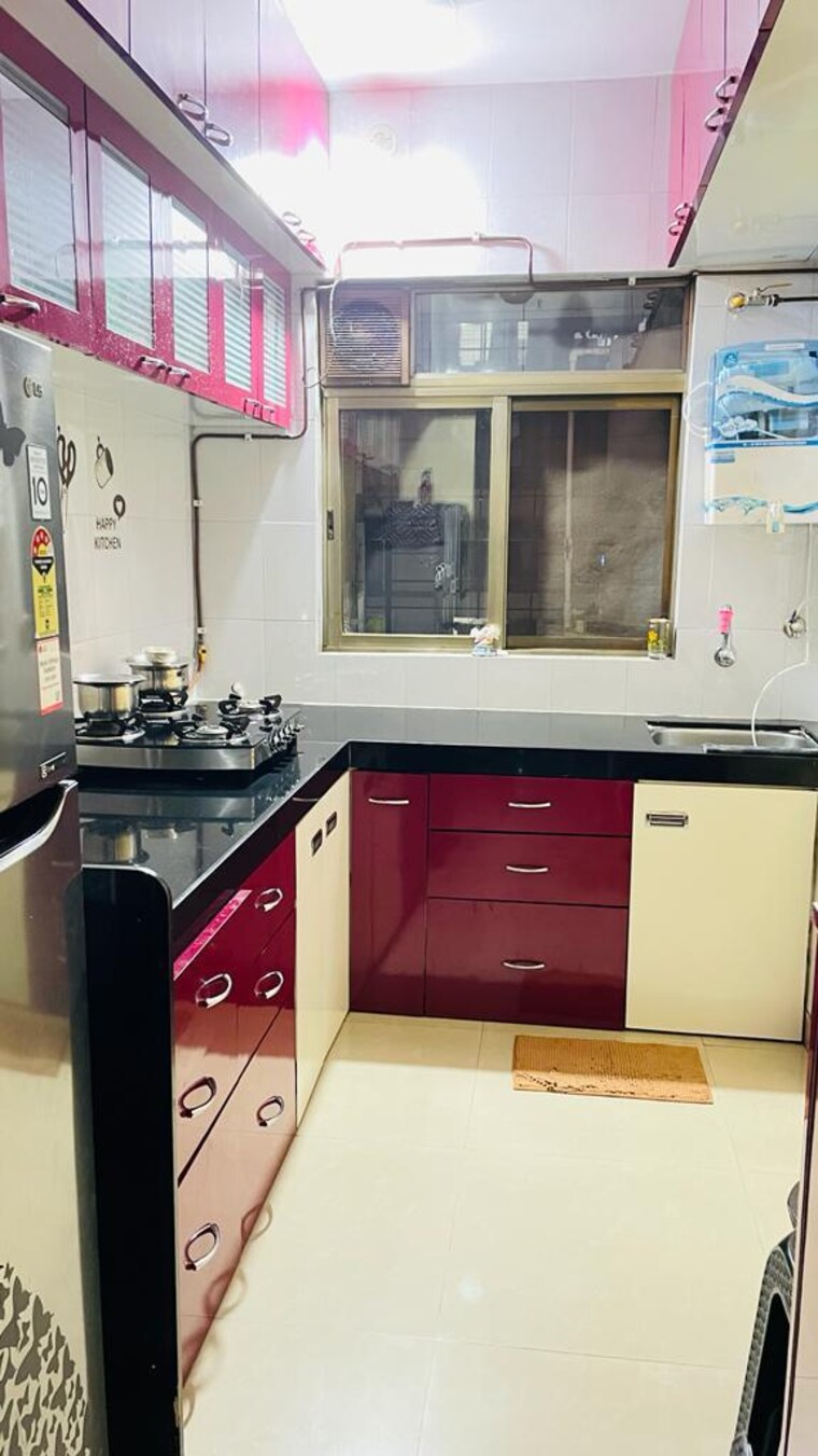 Kitchen, kasarvadavali 2 Bedroom 600 Sq.Ft. Apartment In Kasarvadavali Thane 8918163