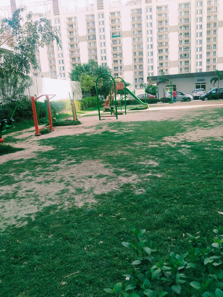 Garden, rof-aalayas 2 Bedroom 574 Sq.Ft. Apartment In Sector 102 Gurgaon 8918165