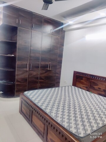 Bedroom in 2 BHK Builder Floor at Bharat Residency Gurgaon, Sector 15 – for Rent