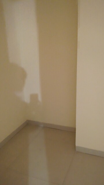 Room in 2 BHK Apartment at Vilas Javdekar Yashwin Anand, Sus – for Rent