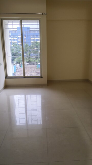 Room in 2 BHK Apartment at Vilas Javdekar Yashwin Anand, Sus – for Rent