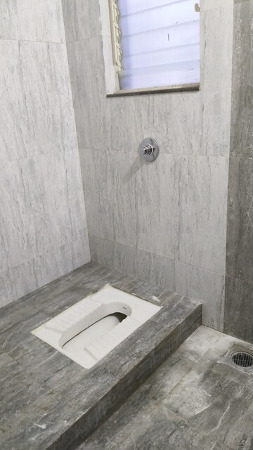 Bathroom in 2 BHK Apartment at Vilas Javdekar Yashwin Anand, Sus – for Rent