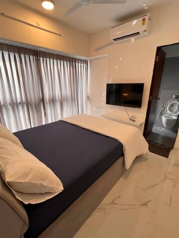 Master Bedroom in 2 BHK Apartment at Kalindi Tower, Oshiwara – for Rent