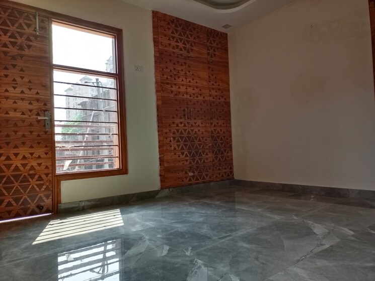 Room, rps-palm-drive 3 Bedroom 1125 Sq.Ft. Builder Floor In Sector 88 Faridabad 8918217