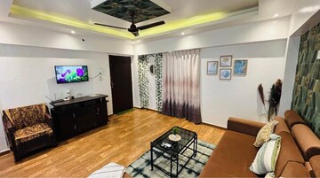Master Bedroom in 6 BHK Villa at Lodha Villa Royale, Mankoli – for Sale