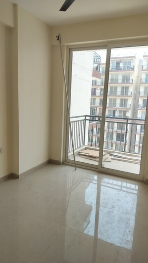 Room in 3 BHK Apartment at ROF Aalayas Phase 2, Sector 102 – for Sale