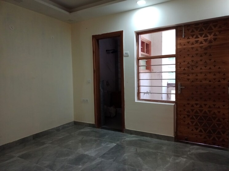 Room, rps-palms 3 Bedroom 1125 Sq.Ft. Builder Floor In Sector 88 Faridabad 8918286
